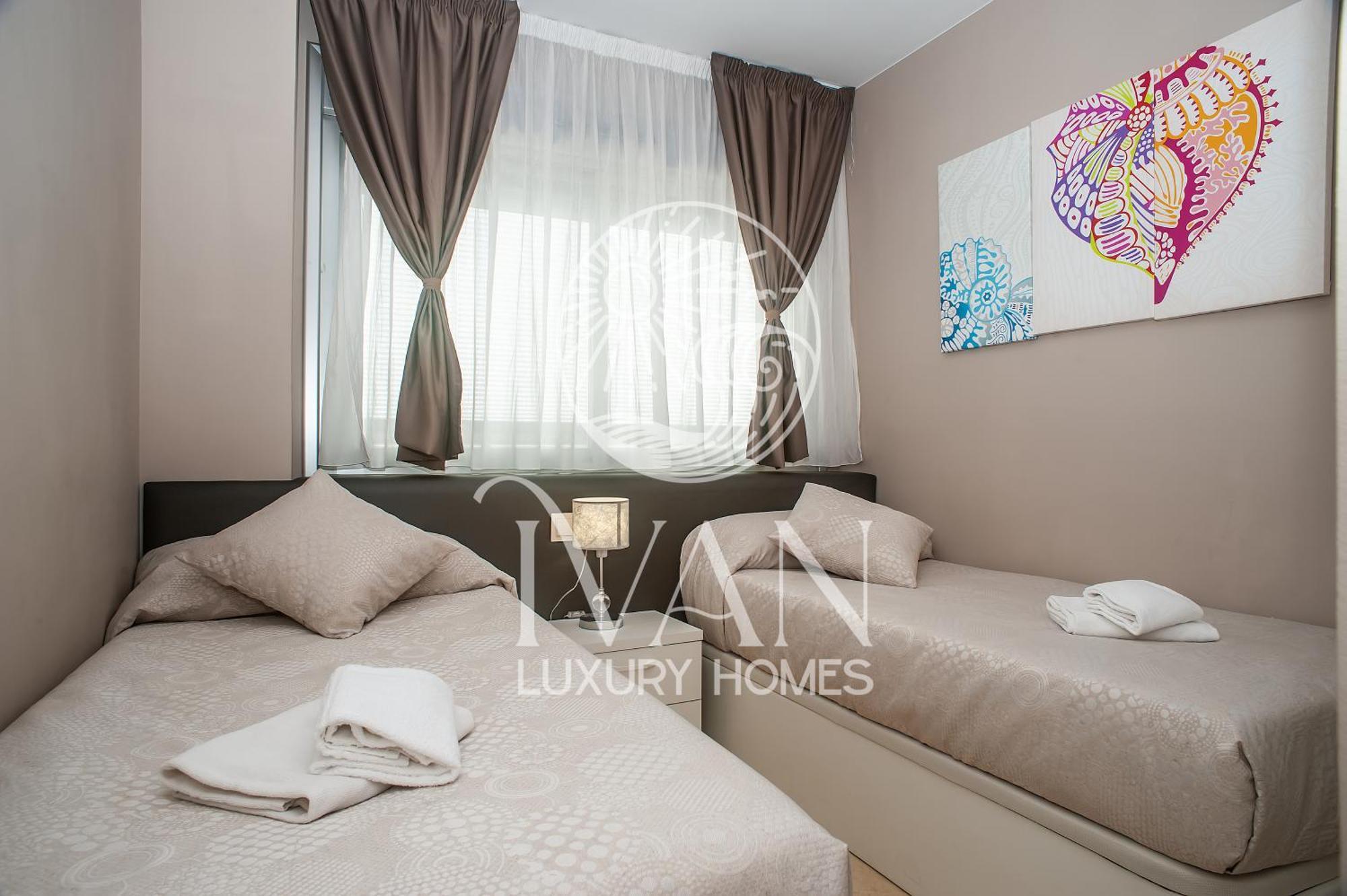 Casa Hugo Ivan Luxury Homes 8ª Norte 1ª Linea 奥罗佩萨德尔马 外观 照片